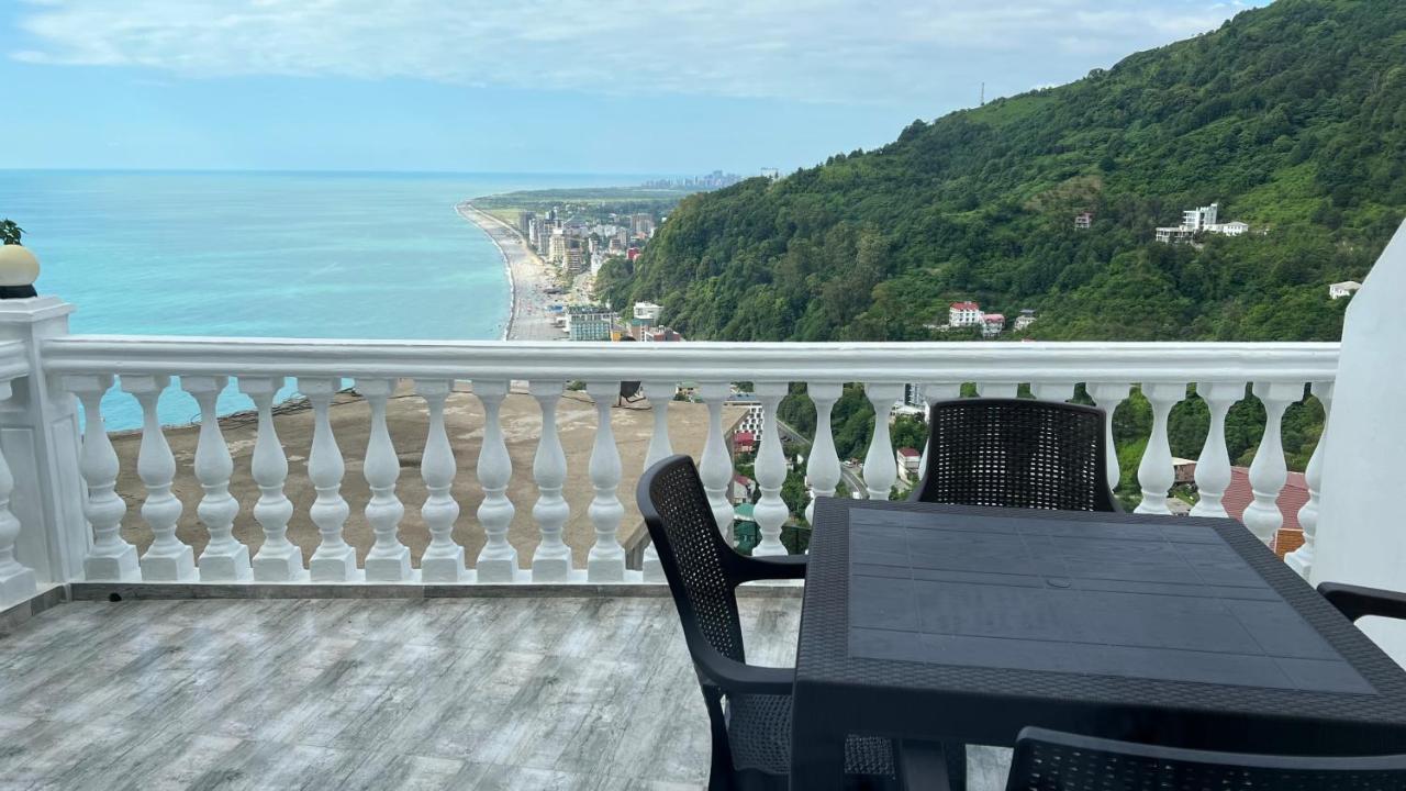 Hotel Zura Palace Kvariati Exteriör bild