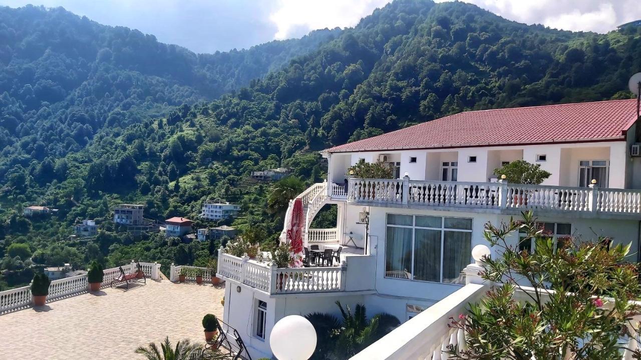 Hotel Zura Palace Kvariati Exteriör bild
