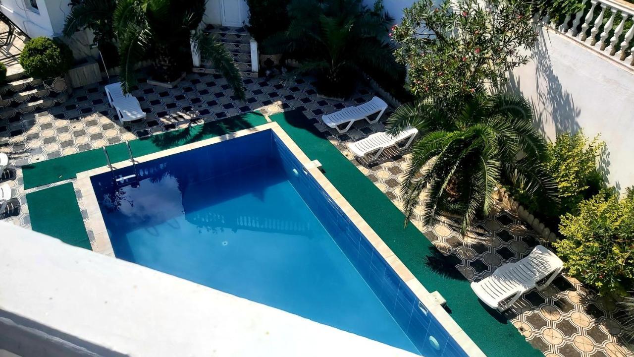Hotel Zura Palace Kvariati Exteriör bild